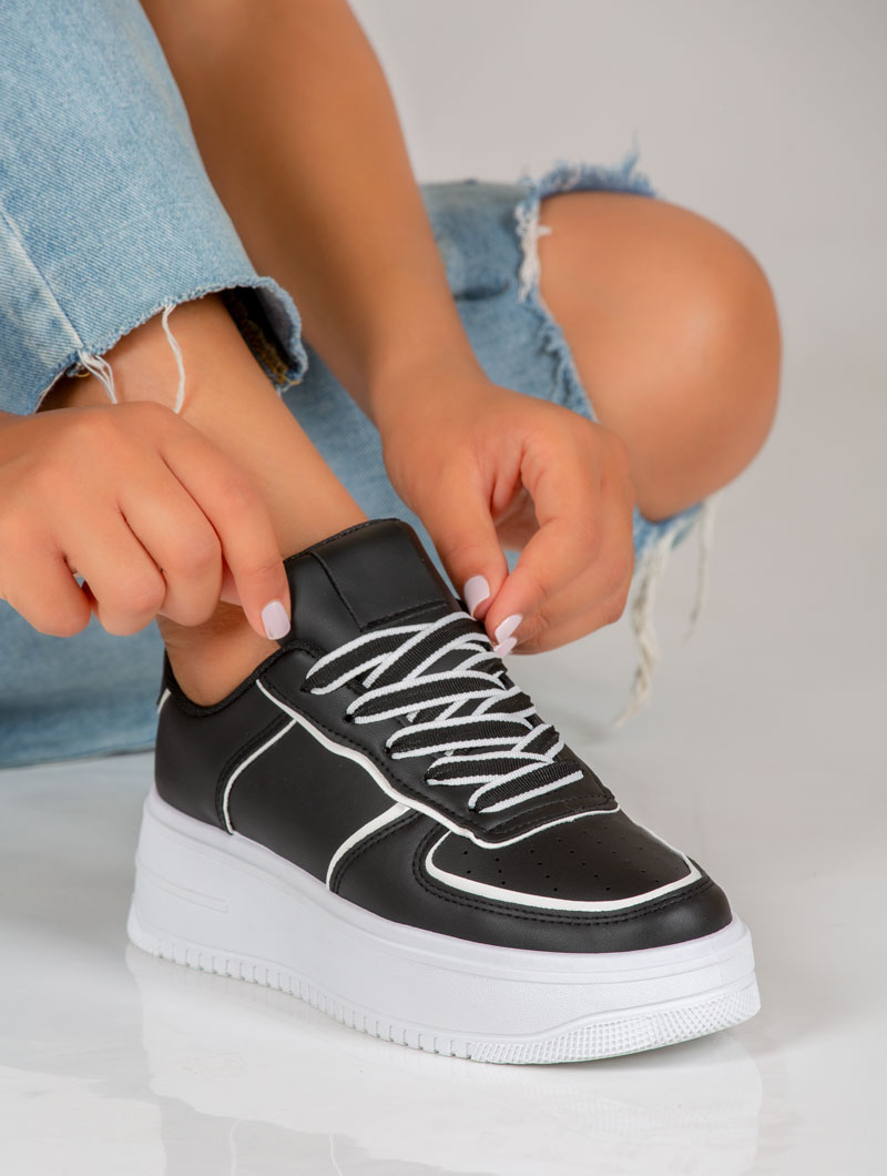 basket avec grosse semelle